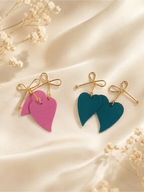 Pink & Teal Heart Bow Statement Earrings Retro Vintage Style Gold Tone Dangle 1”